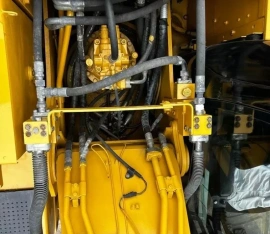 Excavadora Caterpillar 320 D, 2015