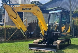 Excavadora Hyundai R55-7, 2013