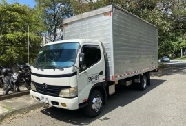 Hino 300 Dutro Max Furgon , 2010