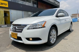 Nissan Sentra 1.8 B17 Exclusive Plus, 2016