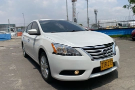 Nissan Sentra 1.8 B17 Exclusive Plus, 2016