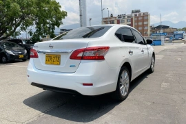 Nissan Sentra 1.8 B17 Exclusive Plus, 2016