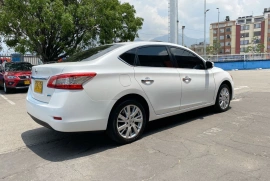 Nissan Sentra 1.8 B17 Exclusive Plus, 2016