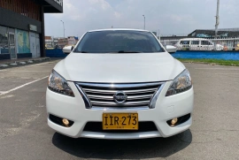 Nissan Sentra 1.8 B17 Exclusive Plus, 2016