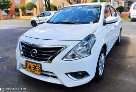 Nissan Versa Advance 1.6 / 2016, 2016