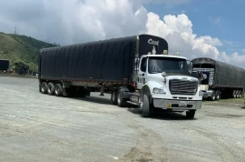 Tractocamion Freightliner M2-112 , 2013