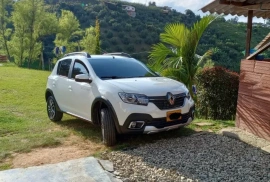 Renault Stepway 1.6 Dynamique / Intens Automática, 2022