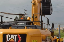 Retroexcavadora Caterpillar 330d, 2008