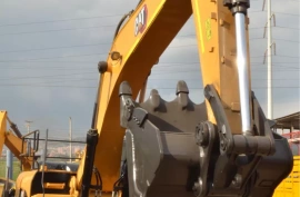 Retroexcavadora Caterpillar 330d, 2008