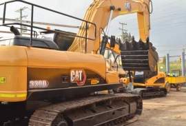 Retroexcavadora Caterpillar 330d, 2008