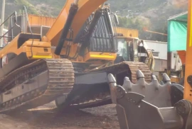 Retroexcavadora Caterpillar 330d, 2008