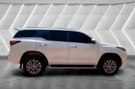 Toyota Fortuner , 2023