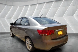 Kia Cerato , 2012